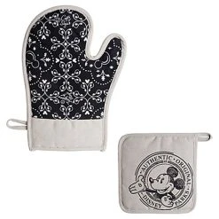 Disney Potholder And Oven Mitt Set - Gourmet Mickey Mouse Icon